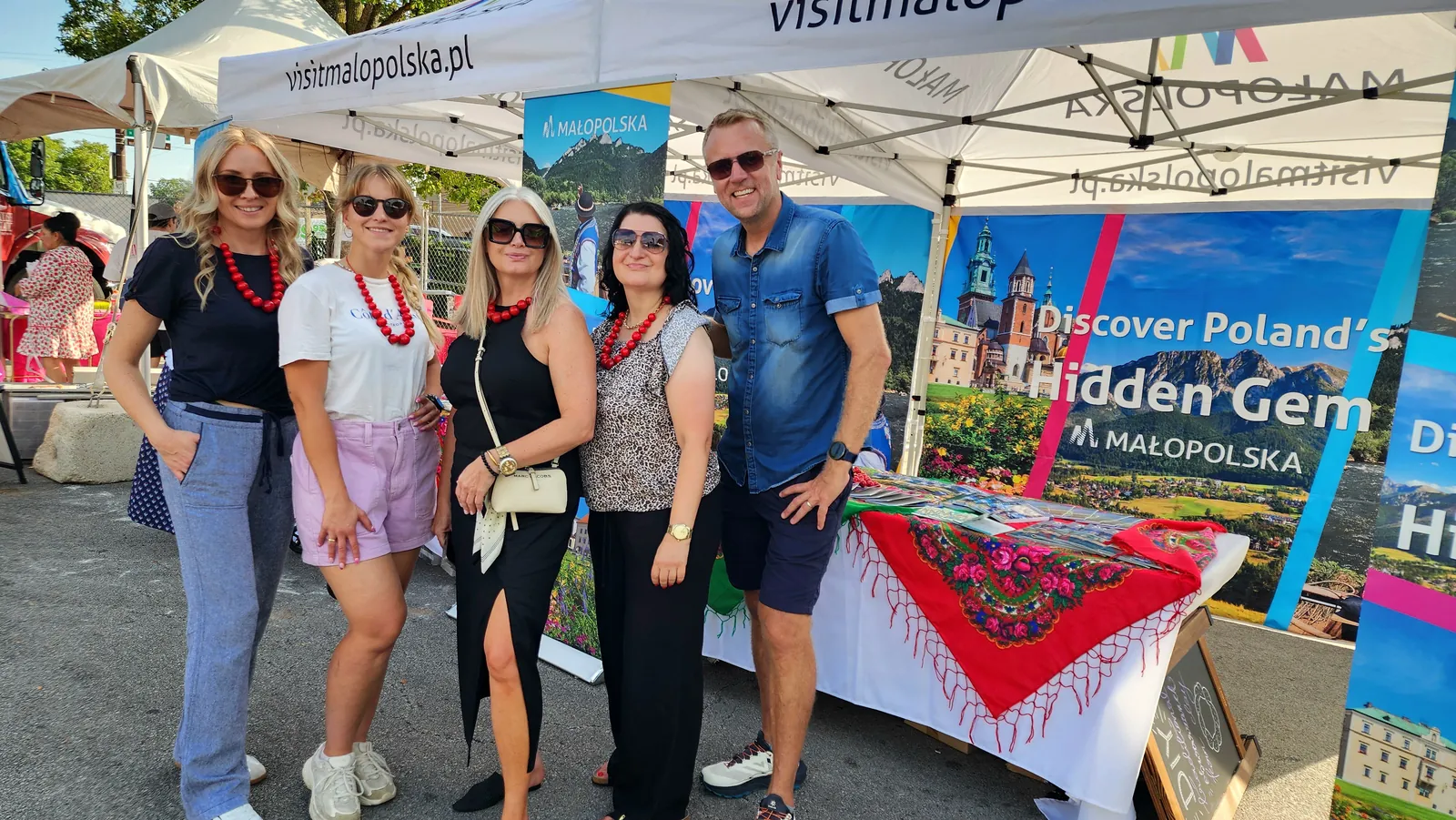 Group photo at the Visit Małopolska booth at Taste of Polonia 2026 in Chicago