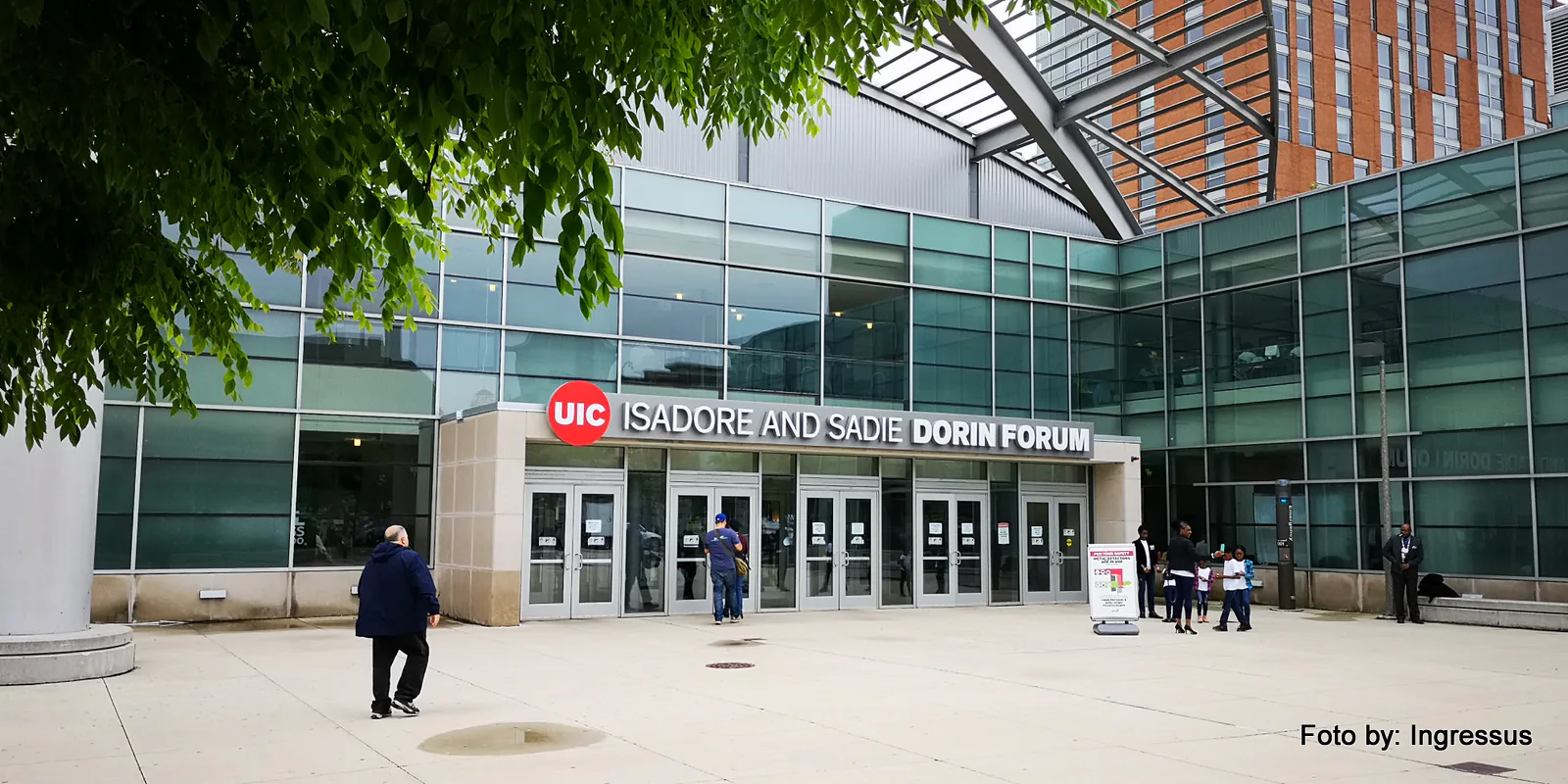 Entrance to the UIC Isadore and Sadie Dorin Forum in Chicago, venue of Small Business Expo 2019, with attendees outside